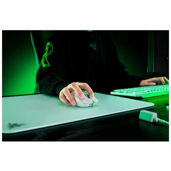 Razer Spēļu pele Viper V3 Pro RZ01-05120200-R3G1, 35000 DPI, 6 pogas, optiskā, bezvadu/vadu, balta (RZ01-05120200-R3G1)