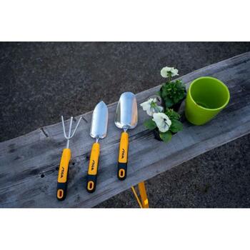 STIGA Hand Grubber rokas kultivators nezāļu izraušanai un augsnes irdināšanai 3 zobi nerūsējošais tērauds ergonomisks rokturis 2H1420001/ST1 (2H1420001/ST1)