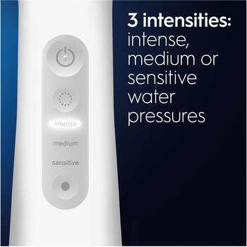 Oral-B ирригатор для полости рта AquaCare 6 Pro-Expert MDH20.026.2, 145мл, 3 скорости, 3 насадки, технология Oxyjet, беспроводной (MDH20.026.2)