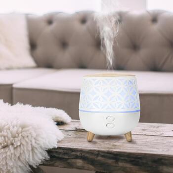 Rio Aroma eļļas difuzors DHTA-EU/1,2, 120ml, 5W, 15m², automātiska izslēgšanās, LED gaismas, balta/koka (DHTA-EU/1,2)