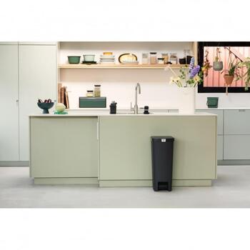 Brabantia StepUp ведро для мусора с педалью 800023, 40л, 66,6см, 35,2см, 28см, тёмно-серый (800023)