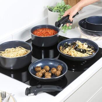 Russell Hobbs Pannu komplekts RH03321EU7, 20cm, 24cm, 28cm, 16cm, 18cm, 20cm, tumši zils, alumīnijs, noņemami rokturi (RH03321EU7)