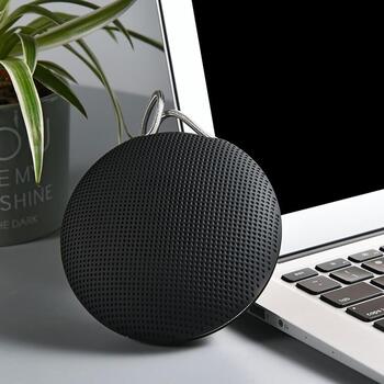 Denver Bluetooth колонка BTP-118BG 111151010730, 3W, 300mAh, 2-3ч работы аккумулятора, функция громкой связи (111151010730)