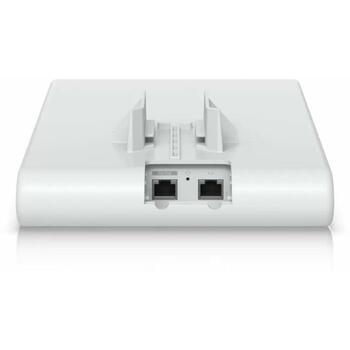 Ubiquiti Маршрутизатор U6-Mesh-Pro, 2400 Mbit/s, 2.4 GHz, 5 GHz, 2x10/100/1000 Mbit/s, Встроенная антенна, PoE, IPX6 (U6-Mesh-Pro)