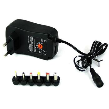 Media-Tech Planšetdatoru universālais strāvas adapteris MT6267v2, 3-12V, 1000mA, 110-240V, 6 uzgaļi, USB 5V/2A (MT6267v2)