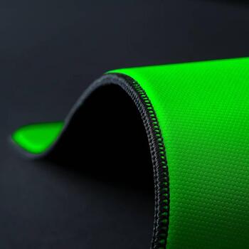 Razer peles paliktnis Gigantus V2 Pro RZ02-05490900-R3M1, 50x48 cm, ātrs, audums, melns (RZ02-05490900-R3M1)