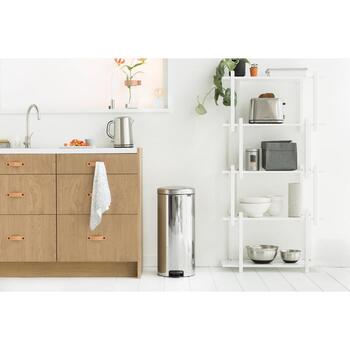 Brabantia NewIcon 114762 мусорное ведро с педалью, 30 л, блестящая сталь, серебристый (114762)