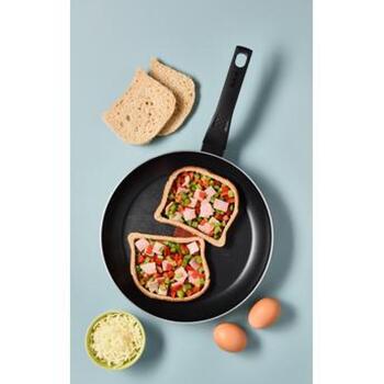 Tefal Panna B5690453 Easy Plus, 24cm, alumīnijs, pretpiedeguma pārklājums, Thermo-Spot, fiksēts rokturis, trauku mazgājamā mašīnā (B5690453)