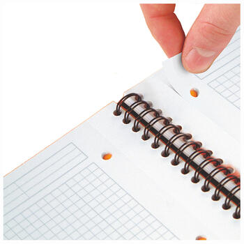 Klade ar spirāli OXFORD INTERNATIONAL NOTEBOOK perforēta A4+ formāts, 80 lapas, rūtiņu (100-07448)