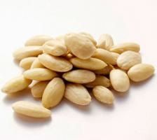 Mandeles blanšētas, 1kg (450-16578)