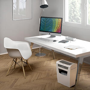 Dokumentu smalcinātājs LEITZ IQ Home Office, P4, 23L, 4x28mm, 10 lapas (250-07437)