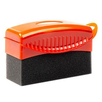 Riepu pulēšanas aplikators Clean hands tire applicator in plastic box (03146)