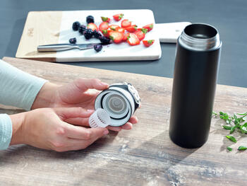LEIFHEIT Termokrūze Flip 600ml melna (103271)